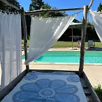 Avec Piscine A Jean Du Gard, Les Ecuries De La Magdelaine Semesterbostad *