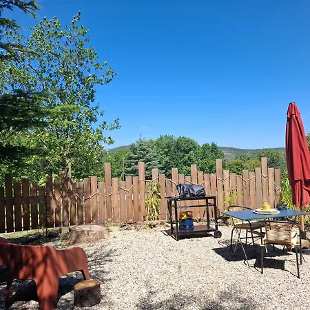 Casa vacanze Avec Piscine à Jean Du Gard, Les Ecuries De La Magdelaine *